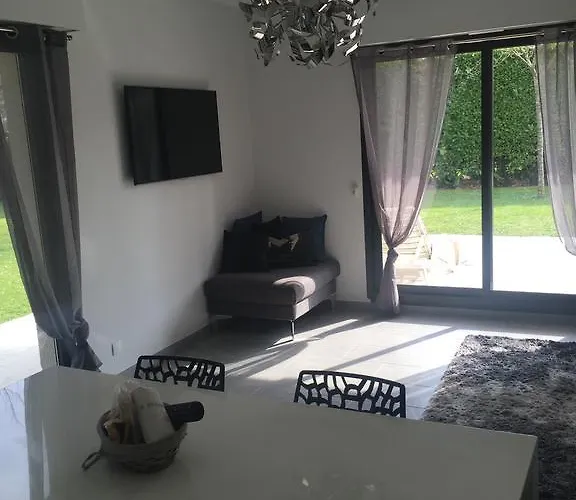 Apartment Les Manoirs